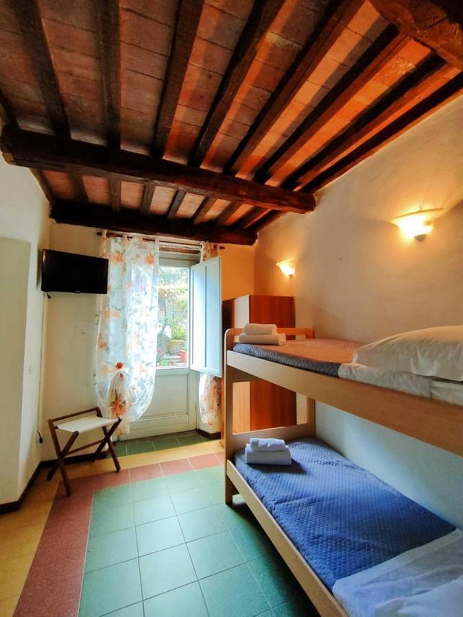 Hotel Palazzo Del Doma - Lake Vagli Vagli di Sotto ภายนอก รูปภาพ